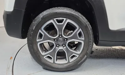 Jeep Renegade 2018, 47656 км, за 10233.69 USD - фото 21