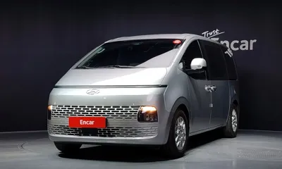 Hyundai Staria · 2022 год