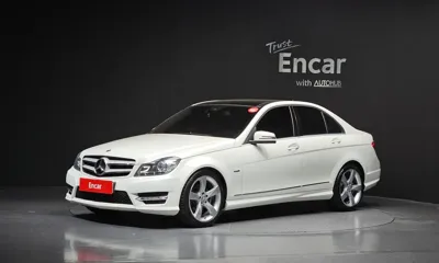Mercedes-Benz C-Class · 2012 год