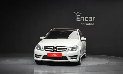 Mercedes-Benz C-Class 2012, 62582 км, за 6937.56 USD