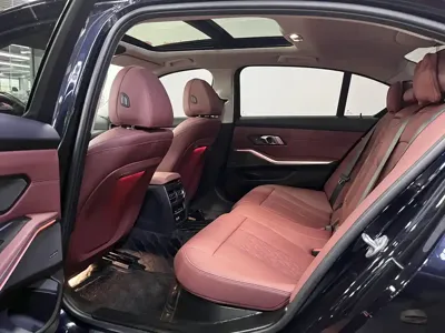 BMW 3 Series 2025, 12000 км, за 32194.78 USD - фото 8