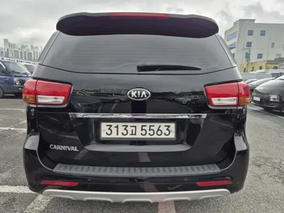 Kia Canival 2015, 148860 км, за 6825.71 USD