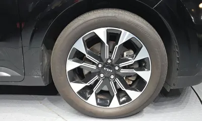 Kia Canival 2023, 80271 км, за 16381.71 USD