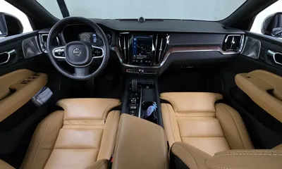 Volvo V60 2021, 35805 км, за 23624.79 USD - фото 7