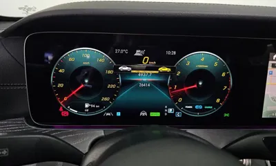Mercedes-Benz E-Class 2022, 26414 км, за 27283.96 USD - фото 8