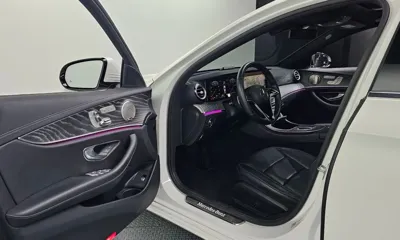 Mercedes-Benz E-Class 2022, 26414 км, за 27283.96 USD - фото 10