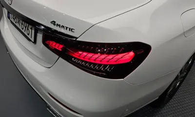 Mercedes-Benz E-Class 2022, 26414 км, за 27283.96 USD - фото 23