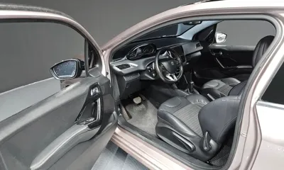 Peugeot 208 2013, 124589 км, за 2980.13 USD - фото 10