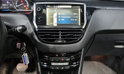 Peugeot 208 2013, 124589 км, за 2980.13 USD - фото 16