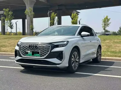 Audi Q4 e-tron · 2025 год