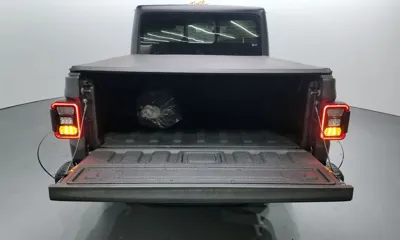 Jeep Gladiator 2021, 24526 км, за 29746.19 USD - фото 20