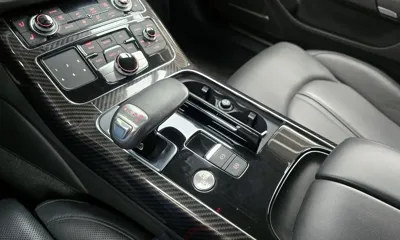 Audi A8 2013, 79268 км, за 12143.89 USD - фото 9