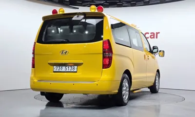 Hyundai Starex 2015, 184543 км, за 4558.97 USD
