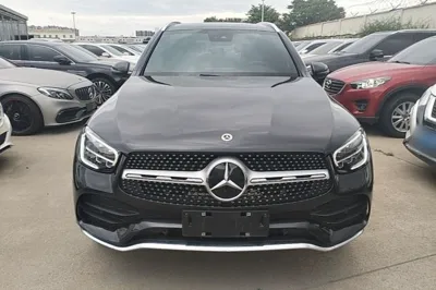 Mercedes-Benz GLC 2022, 58100 км, за 31771 USD