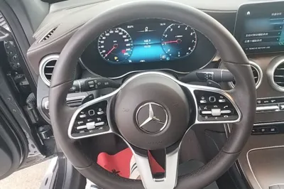 Mercedes-Benz GLC 2022, 58100 км, за 31771 USD - фото 19