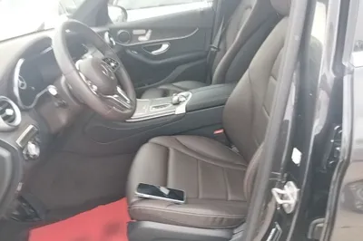 Mercedes-Benz GLC 2022, 58100 км, за 31771 USD - фото 23