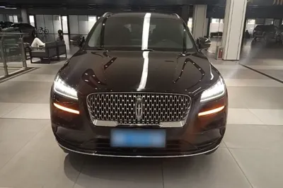 Lincoln Corsair 2022, 52100 км, за 18538 USD