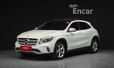Mercedes-Benz GLA-Class · 2018 год