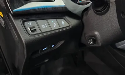 Hyundai Grandeur 2015, 164379 км, за 4588.42 USD - фото 20