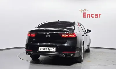 Kia K7 2017, 113059 км, за 6710.1 USD