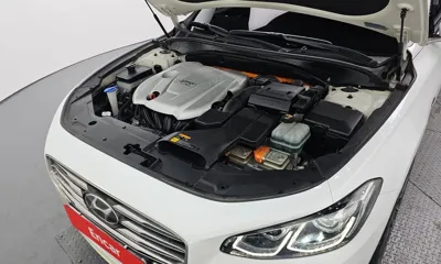 Hyundai Grandeur 2018, 76158 км, за 13082.26 USD - фото 6