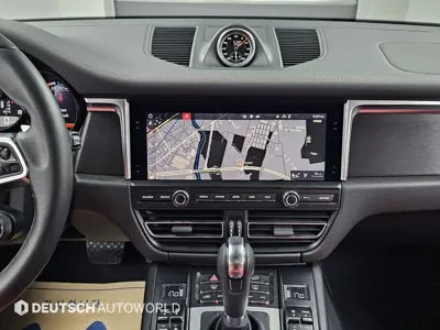 Porsche Macan 2021, 45570 км, за 46840.42 USD - фото 13