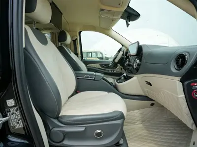 Mercedes-Benz V-Class 2022, 50000 км, за 32385.89 USD - фото 7