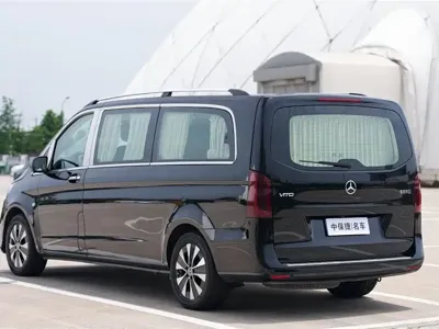 Mercedes-Benz V-Class 2022, 50000 км, за 32385.89 USD - фото 21
