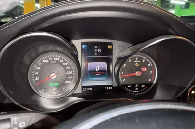 Mercedes-Benz GLC 2016, 96300 км, за 15784 USD - фото 11