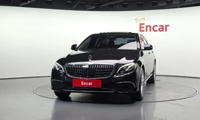 Mercedes-Benz E-Class 2018, 122496 км, за 13283.84 USD