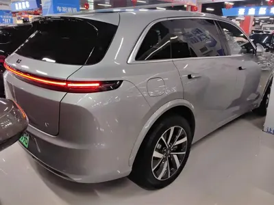 Li Auto Li L7 2023, 43000 км, за 24724.08 USD