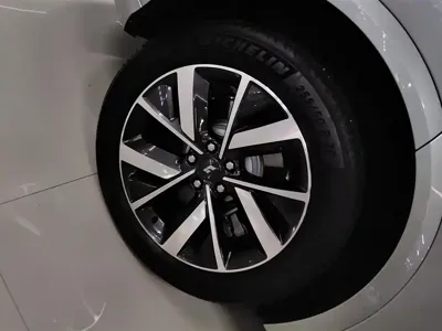 Li Auto Li L7 2023, 43000 км, за 24724.08 USD - фото 6