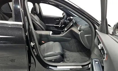 Mercedes-Benz C-Class 2023, 38651 км, за 24777 USD - фото 11