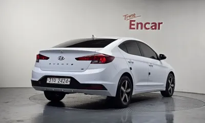 Hyundai Avante 2019, 135162 км, за 7085.74 USD