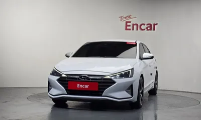 Hyundai Avante 2019, 135162 км, за 7085.74 USD