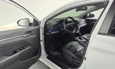 Hyundai Avante 2019, 135162 км, за 7085.74 USD - фото 10