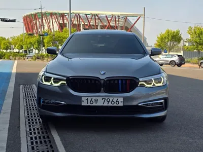 BMW 5-Series 2019, 72000 км, за 14071.67 USD