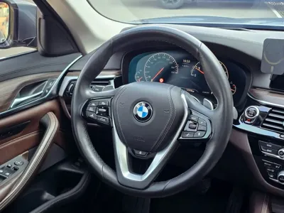 BMW 5-Series 2019, 72000 км, за 14071.67 USD - фото 12