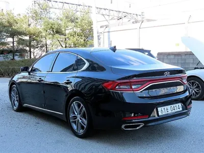 Hyundai Grandeur 2018, 98054 км, за 8001.84 USD