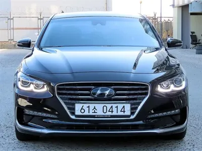 Hyundai Grandeur 2018, 98054 км, за 8001.84 USD