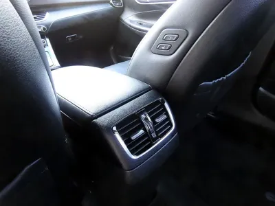 Hyundai Grandeur 2018, 98054 км, за 8001.84 USD - фото 17