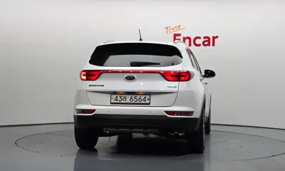 Kia Sportage 2016, 130833 км, за 5842.2 USD