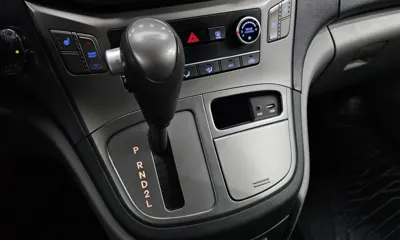 Hyundai Starex 2019, 96629 км, за 11251.65 USD - фото 9