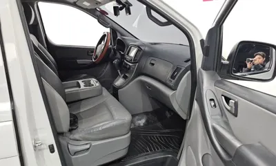 Hyundai Starex 2019, 96629 км, за 11251.65 USD - фото 10