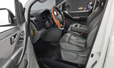 Hyundai Starex 2019, 96629 км, за 11251.65 USD - фото 11