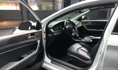 Hyundai Sonata 2018, 83691 км, за 8865.6 USD - фото 10