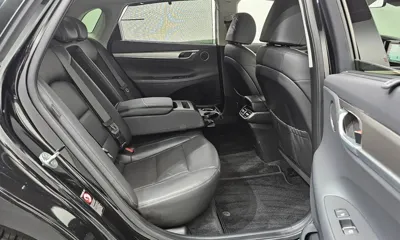 Hyundai Grandeur 2023, 161710 км, за 10223.35 USD - фото 11
