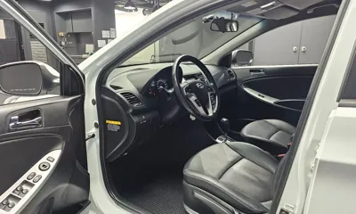 Hyundai Accent 2015, 70863 км, за 4030.42 USD - фото 10