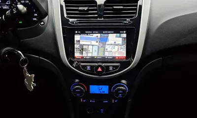 Hyundai Accent 2015, 70863 км, за 4030.42 USD - фото 14