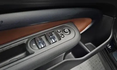 MINI Clubman 2024, 6878 км, за 24590.19 USD - фото 27
